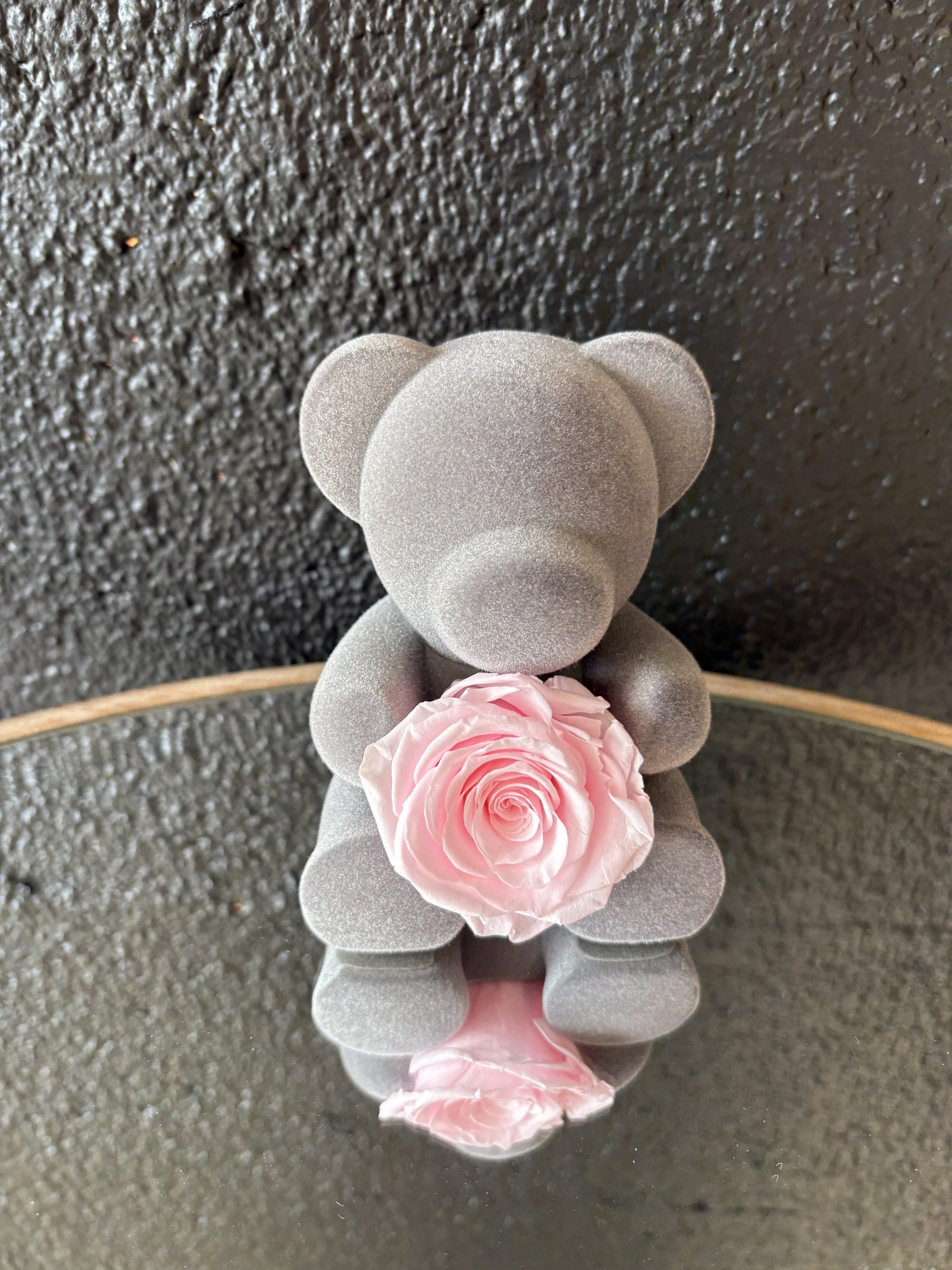 Ours rose A047P